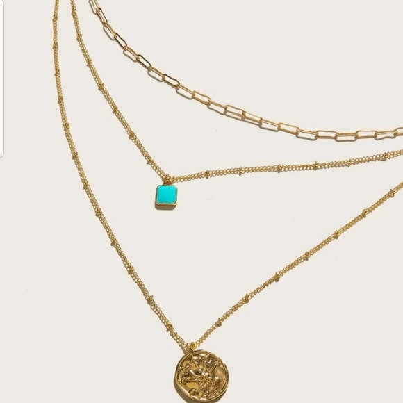 ☆Silvia☆ Layered Pendant Necklace - Picture 7 of 8